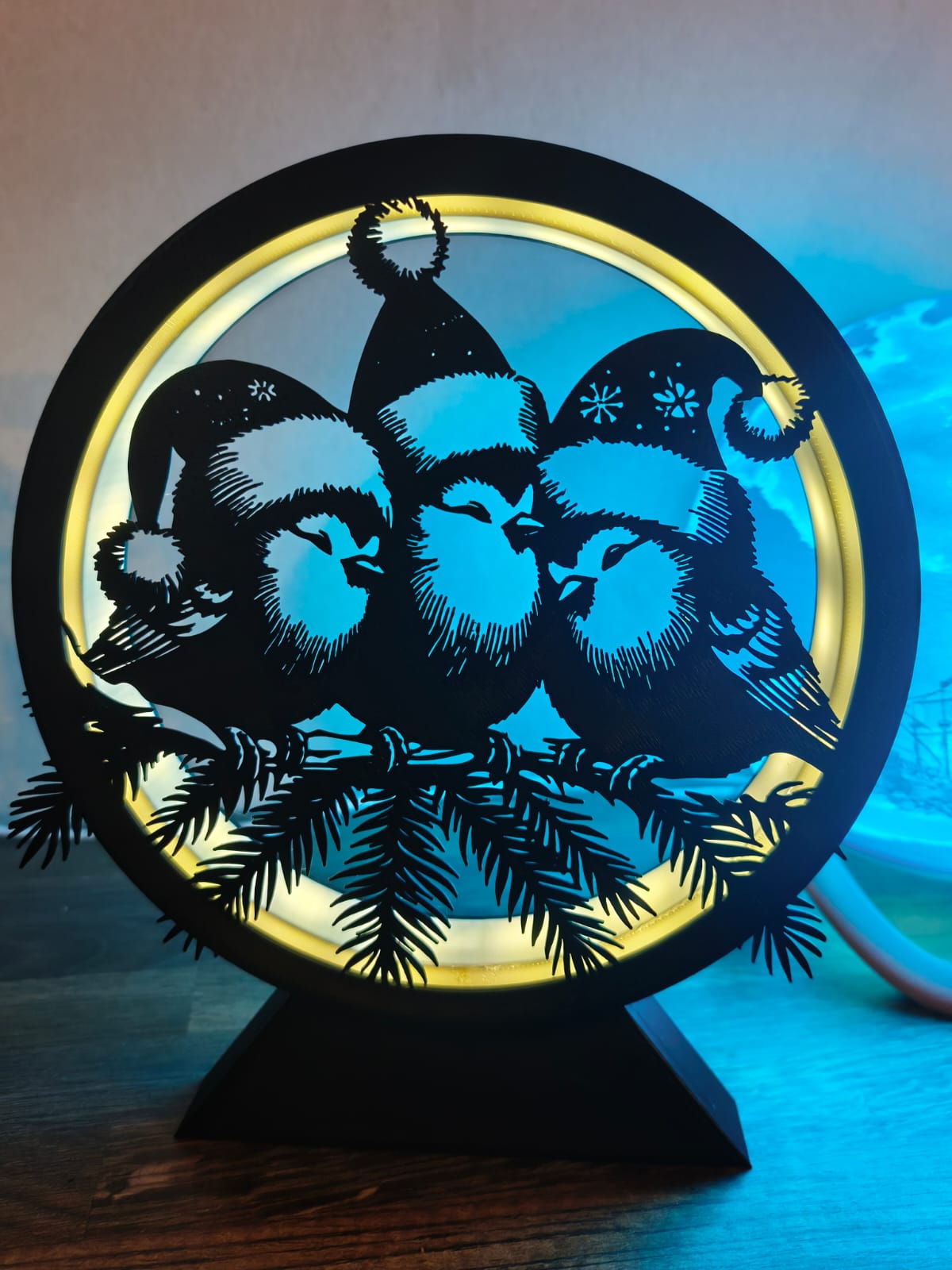 Lampa "Putni ar Ziemassvētku cepurītēm"