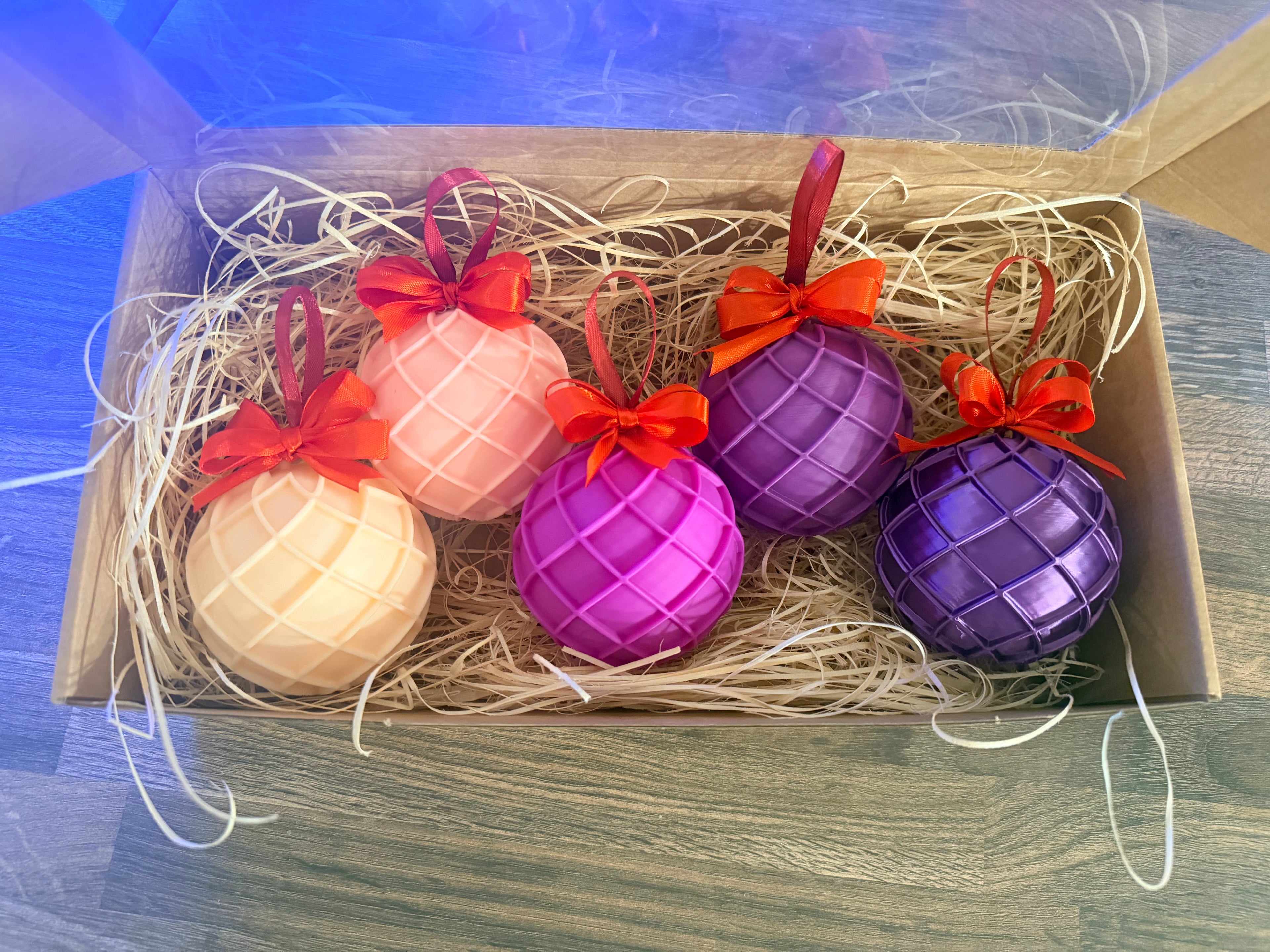 Ziemassvētku eglīšu bumbas