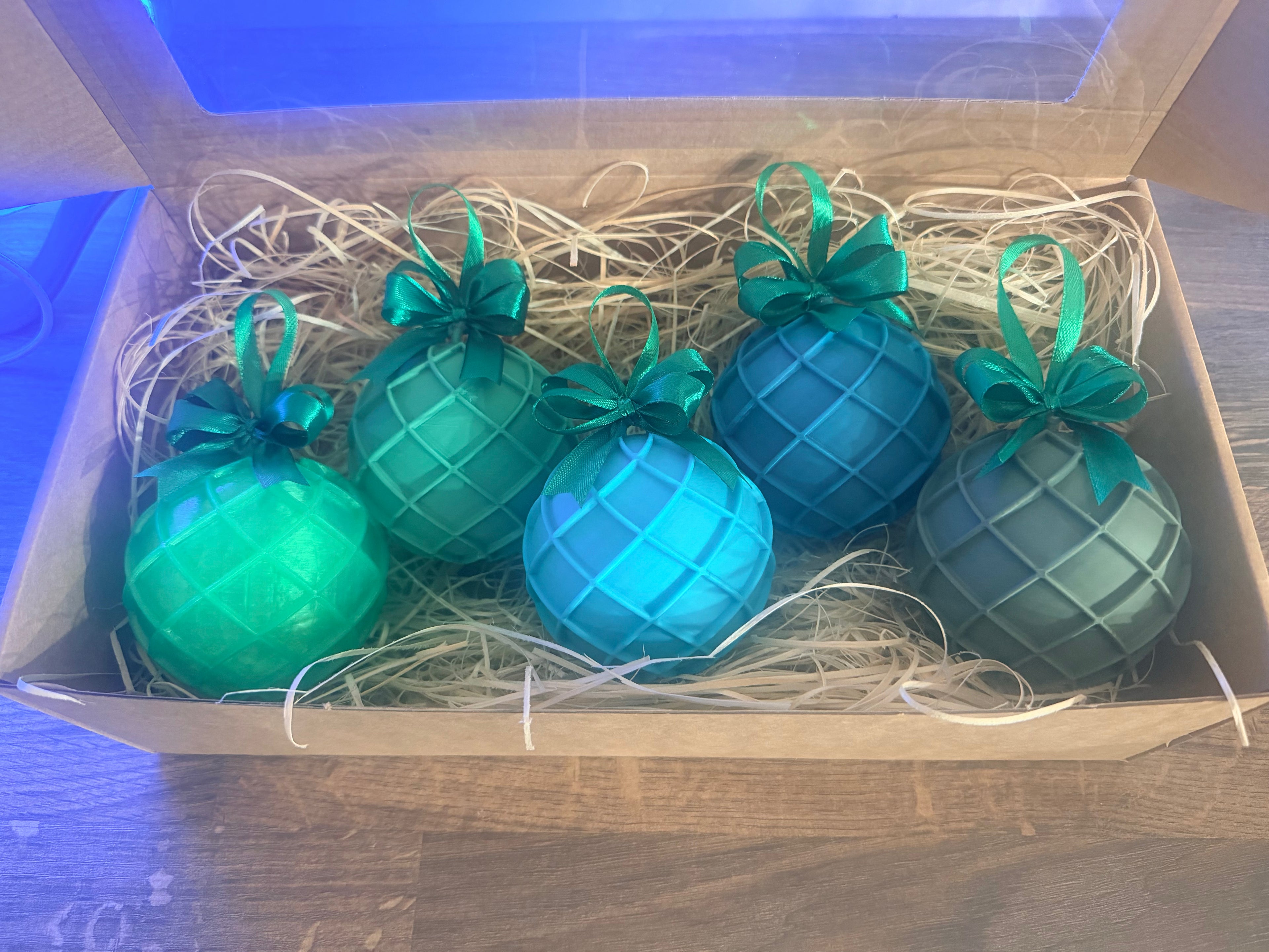 Ziemassvētku eglīšu bumbas