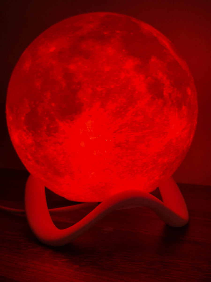 Lampa "Sarkanais mēness"